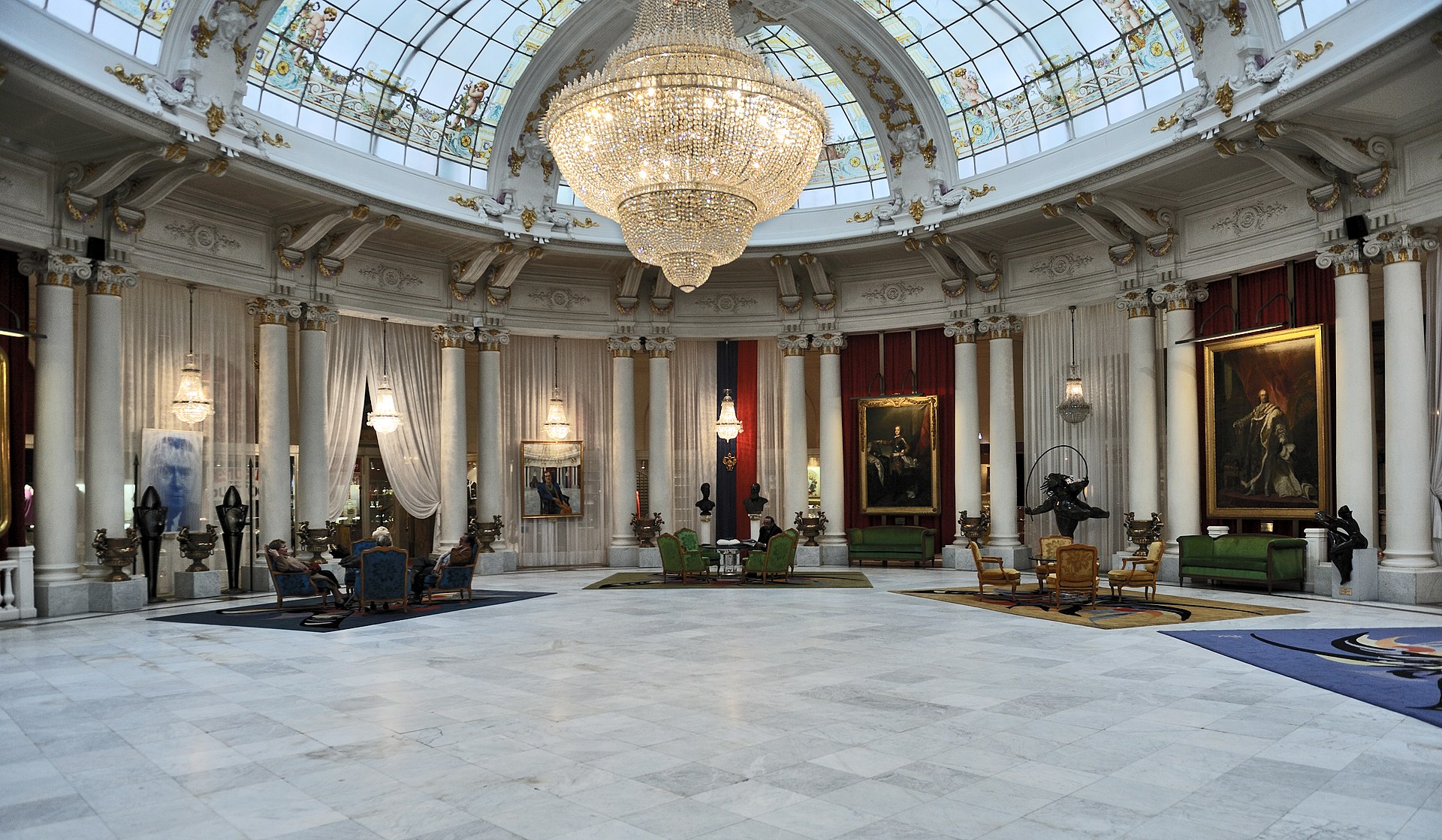 The hall of the Negresco   Nice